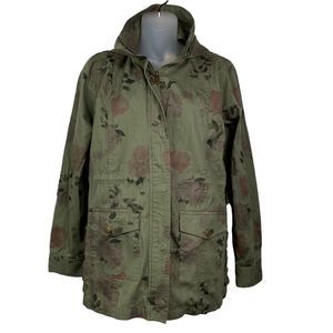 NWTΒ Medium Miamiβby FRANCESCAβs Olive Green Floral Print Hooded Canvas Jacket